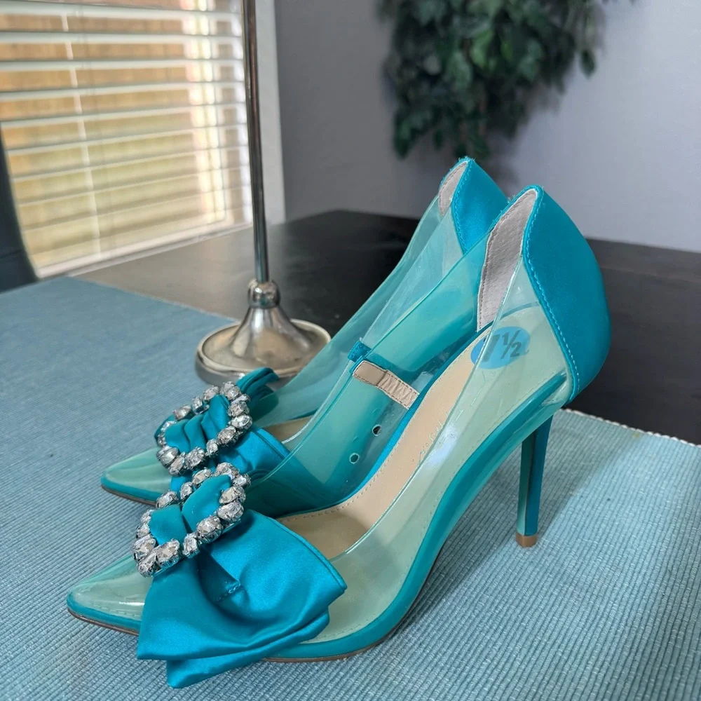 (SOLD) Betsey Johnson Elegant Blue Satin Bow Heels size 7.5 - Picture 5 of 6